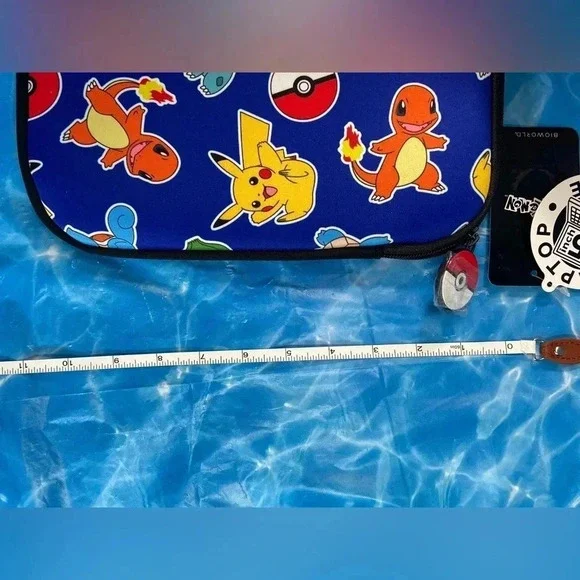 Pokémon - 15” Laptop Sleeve - Pikachu, Charmander, Squirtle, & Bulbasaur - BNWT - Picture 5 of 7